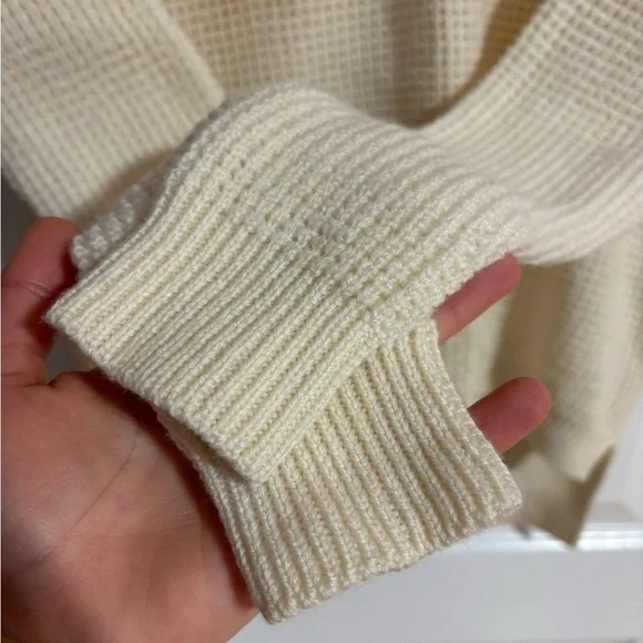 Aritzia Wilfred Isabelli 100% Wool Waffle Knit White/Cream Sweater Size XS - Picture 8 of 13
